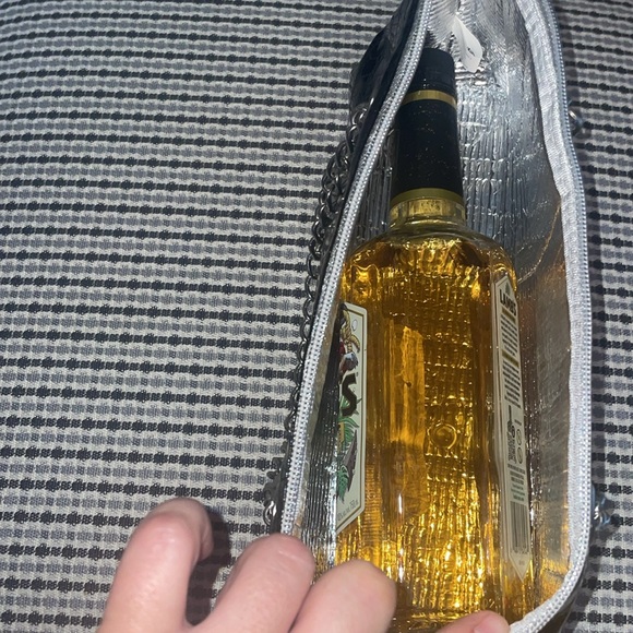 🖤ICEWARE Insulated Hand bag - Picture 8 of 9